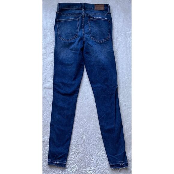 Madewell Taller 10" High-Rise Skinny Jeans: Drop-Hem Edition in Rosecliff Wash - Picture 13 of 16